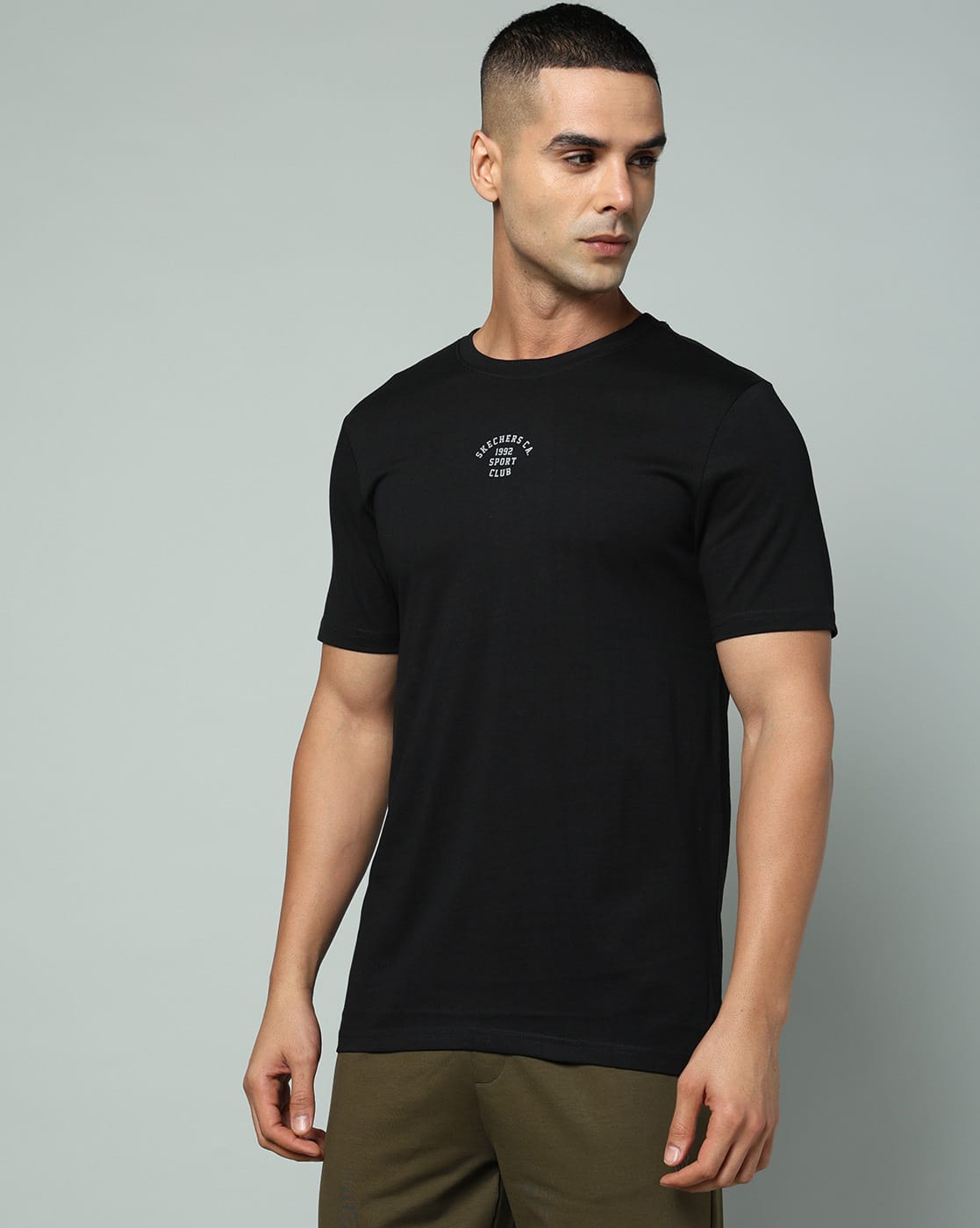 Buy Skechers Men Regular Fit Crew-Neck T-Shirt Online | Ajio.com