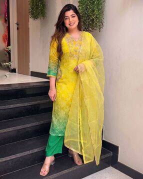 nyrika Women Embroidered Straight Kurta Set-picture-0