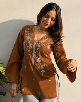 gosriki Women Embroidered Straight Kurti-picture-21