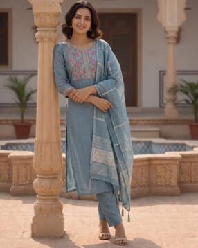 nyrika Women Embroidered Straight Kurta Set-picture-41