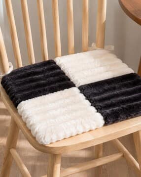 rrc Checked Pack of 2 Fur Foam Chair Pads-picture-51