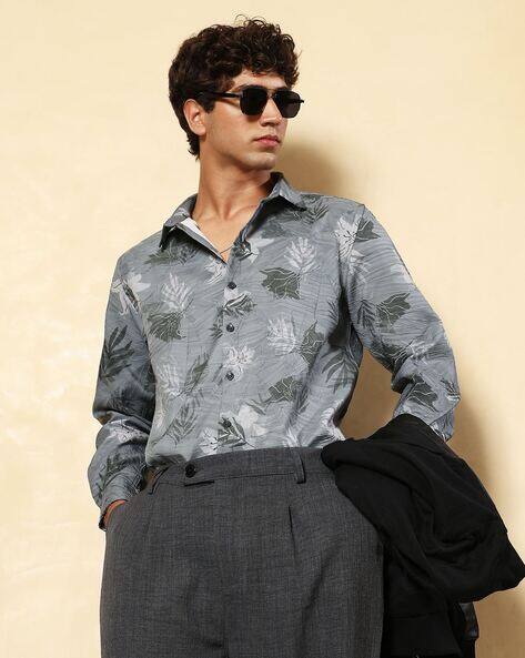 CAHOOT Men Leaf Print Regular Fit Spread-Collar Shirt