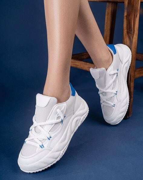 Fyre Rose Women Mid-Top Lace-Up Shoes