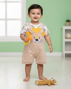 v-mart Graphic Print 2-Piece Dungaree & T-Shirt Set-picture-52