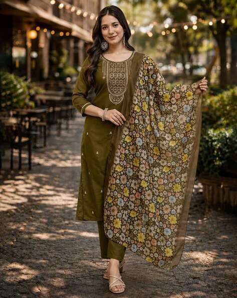 18INDIA Women Embroidered 3-Piece Straight Kurta Set