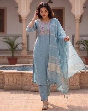 nyrika Women Embellished & Embroidery Straight Kurta Set-picture-41