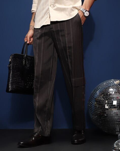 Men Relaxed Fit Flat-Front Trousers