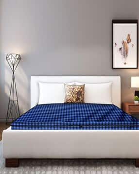 Checked Hypoallergenic King Size Mattress Protector-image-25