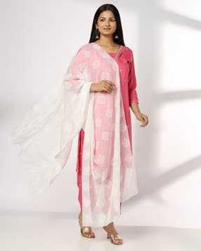 avaasa mix n' match Women Floral Print Dupatta-picture-39