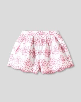 wotnot by azorte Schiffli Scallop Hem Shorts-picture-12