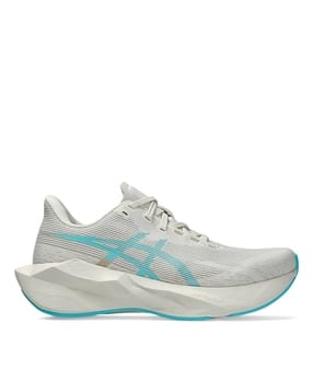 Women Novablast 6 Running Shoes-image-24
