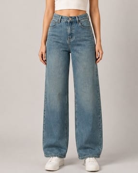 Women Relaxed Fit Jeans with 5-Pocket Styling-image-5