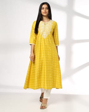 avaasa mix n' match Women Embroidered Flared Kurta-picture-15