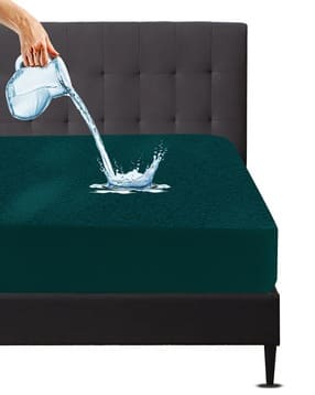 Quilted Waterproof & Dustproof Ulta Soft King Size Mattress Protector-picture-13