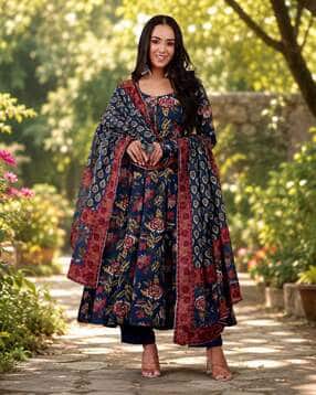 Women Floral Print Anarkali Kurta & Pant Set-image-40