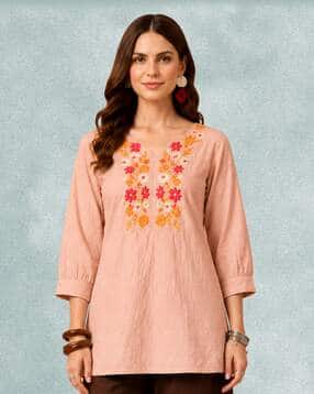 acai Women Embroidered No Darts Straight Tunic-picture-19