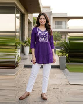 hiva trendz Women Relaxed Fit V-Neck Tunic-picture-20