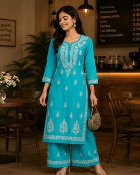 indie picks Women Embroidered Straight Kurta & Pants Set-picture-15