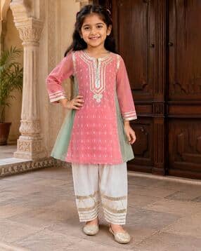bitiya by bhama Girls Embroidered 2-Piece A-Line Kurta Set-picture-15