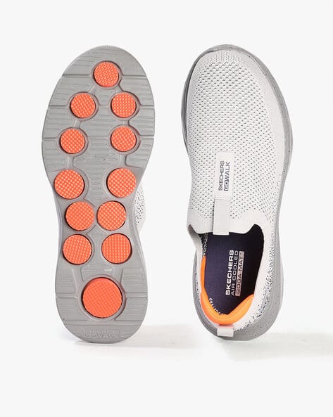 Skechers Men Go Walk 7 Slip-On Shoes - Image 3