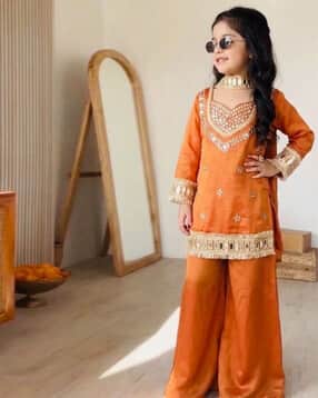 pixie n prince Girls Embellished 2-Piece Straight Kurta Set-picture-43