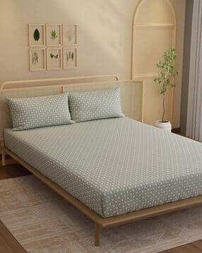 boutique living Printed King-Size Bedsheet with Pillow Covers-picture-26
