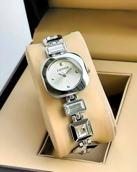 NITYA Women Silver-Plated Wrist Watch- 32