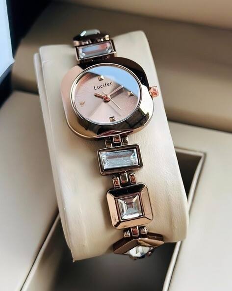 NITYA Women Stainless Steel Analogue Watch