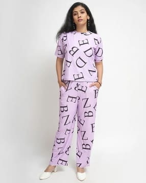 fashiontownie Women Typographic Print 2-Piece Co-Ord Set-picture-10
