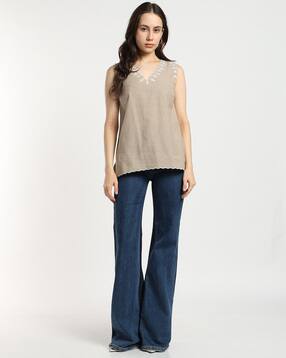 svrnaa by azorte Solid Embroidered Sleevless Top-picture-33