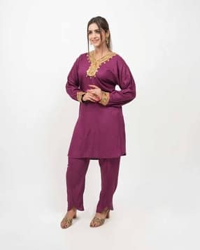 fashiontownie Women Embellished 2-Piece Co-Ord Set-picture-24