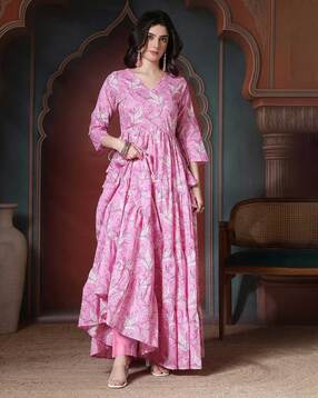 glam roots Women Floral Print Tiered Anarkali Kurta -picture-1