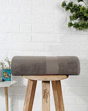 Ultra Soft & Quick-Dry 550 GSM Bath Towel-image-26