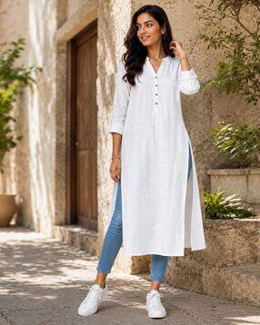 svaraa Women Straight Kurta with Button Accent-picture-12