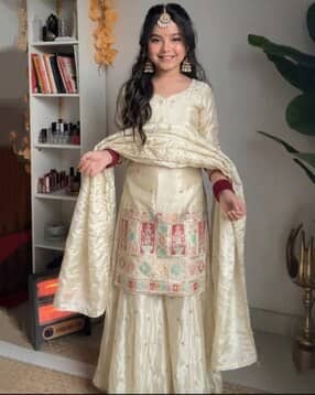 pixie n prince Girls Embroidered 3-Piece Straight Kurta Suit Set-picture-38