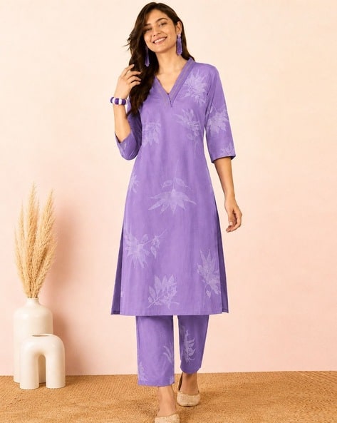 Kiana House Of Fashion Women Embellished A-Line Kurta Set