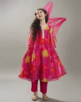 pixie n prince Girls Printed 3-Piece Kurta Suit Set-picture-6