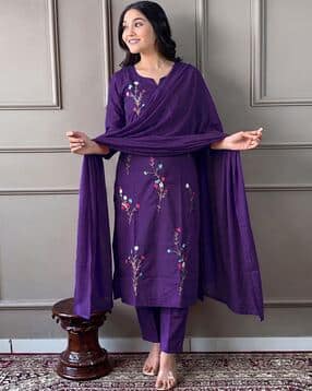 Women Embroidered Straight Kurta Suit Set-image-41