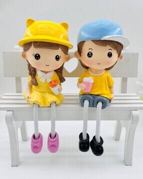 elegant lifestyle Cute Cap Couple Hanging Legs Miniature Figurines-picture-47