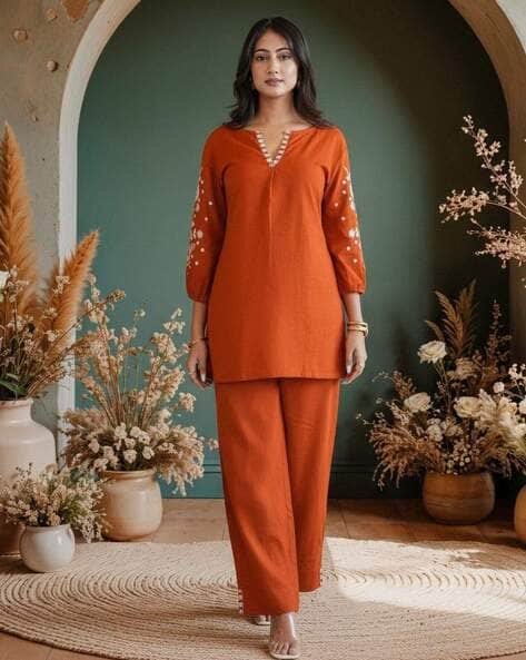 Nyrika Women Embroidered 2-Piece Co-Ord Set