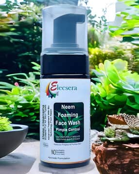 Glow Enhancing Face Wash for Radiant Skin-image-32