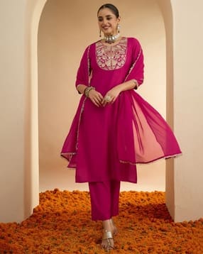 janasya Women Embroidered Straight Kurta with Pants & Dupatta-picture-42