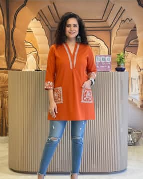 acai Women Embroidered Straight Tunic-picture-29