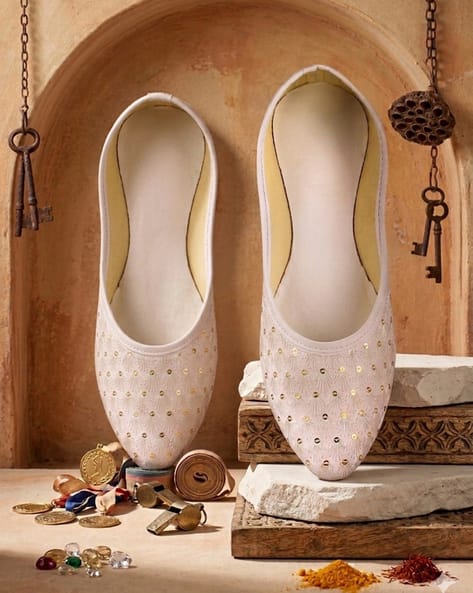 Indie Picks Women Embroidered Mojaris