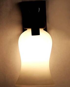 somil Wooden Wall Lamp with Hand-Decorated Glass Shade-picture-25