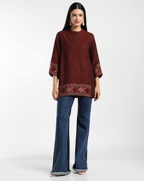 svrnaa by azorte Winter Tunic with Kullu Border On Kurta & Sleeve-picture-26